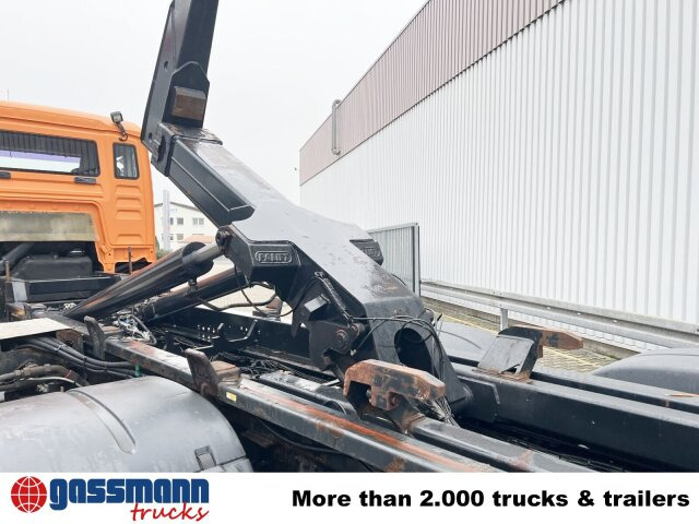 MAN TGA 26.350/400 6x2-2 BL, Lenk-/Liftachse - Hook lift, Truk derek: gambar 5 MAN TGA 26.350/400 6x2-2 BL, Lenk-/Liftachse - Hook lift, Truk derek: gambar 5