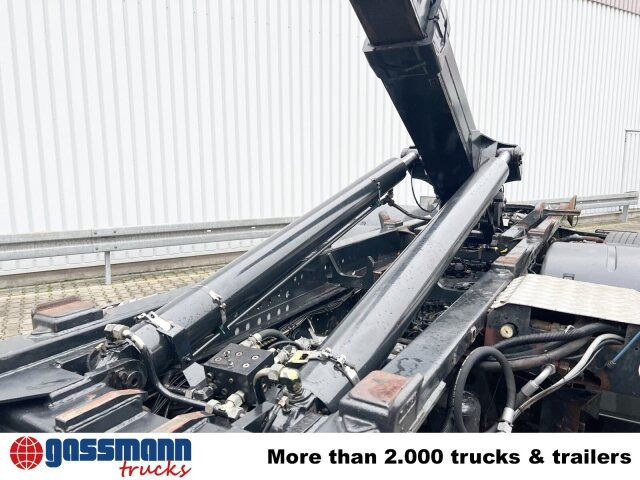 MAN TGA 26.350/400 6x2-2 BL, Lenk-/Liftachse - Hook lift, Truk derek: gambar 4 MAN TGA 26.350/400 6x2-2 BL, Lenk-/Liftachse - Hook lift, Truk derek: gambar 4