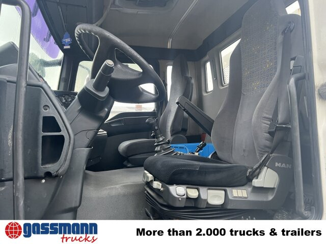 MAN TGA 26.360 6X2/4 BL, Vorlauf Lenk-Liftachse - Truk skip loader: gambar 2 MAN TGA 26.360 6X2/4 BL, Vorlauf Lenk-Liftachse - Truk skip loader: gambar 2