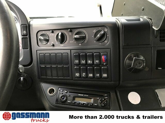 MAN TGA 26.440 6x2-2BL - Truk sasis: gambar 5 MAN TGA 26.440 6x2-2BL - Truk sasis: gambar 5