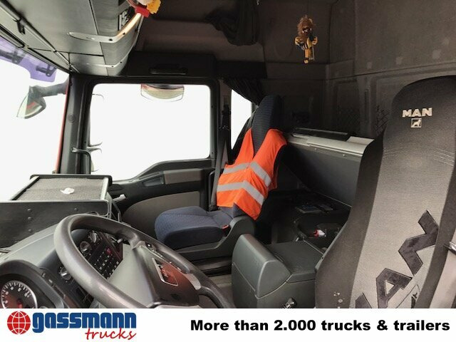 MAN TGA 26.440 6x2-2BL - Truk sasis: gambar 4 MAN TGA 26.440 6x2-2BL - Truk sasis: gambar 4
