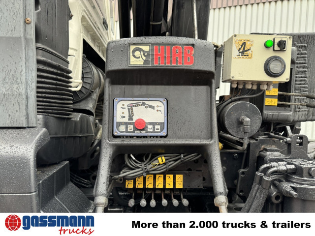 MAN TGA 33.350 6X4 BB mit Kran Hiab 166 E-3 HiDuo, - Hook lift, Truk derek: gambar 4 MAN TGA 33.350 6X4 BB mit Kran Hiab 166 E-3 HiDuo, - Hook lift, Truk derek: gambar 4