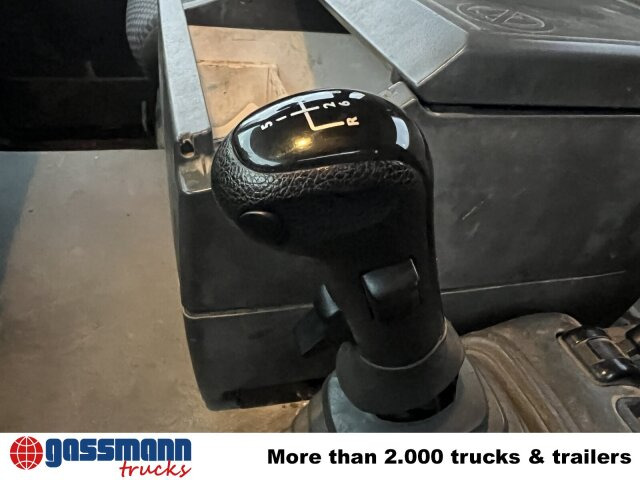 MAN TGA 35.360 8X4 BB, Betonmischer Karrena 10m³ - Truk pengaduk beton: gambar 3 MAN TGA 35.360 8X4 BB, Betonmischer Karrena 10m³ - Truk pengaduk beton: gambar 3