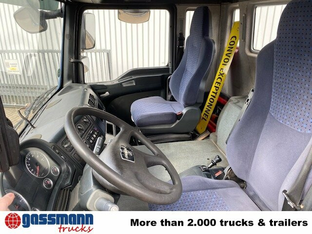 MAN TGA 35.480 8x4-4 BL, Lift-/Lenkachse - Truk sasis: gambar 4 MAN TGA 35.480 8x4-4 BL, Lift-/Lenkachse - Truk sasis: gambar 4