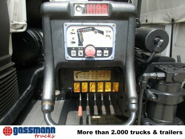 MAN TGL 12.240BL 4x2, mit Kran Hiab 088 mit Funk - Truk dengan terpal samping, Truk derek: gambar 2 MAN TGL 12.240BL 4x2, mit Kran Hiab 088 mit Funk - Truk dengan terpal samping, Truk derek: gambar 2