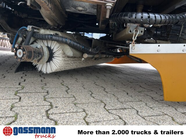 MAN TGM 13.280 4X4 BL, Kehhrmaschine Nothelfer Kobit - Penyapu jalan: gambar 4 MAN TGM 13.280 4X4 BL, Kehhrmaschine Nothelfer Kobit - Penyapu jalan: gambar 4