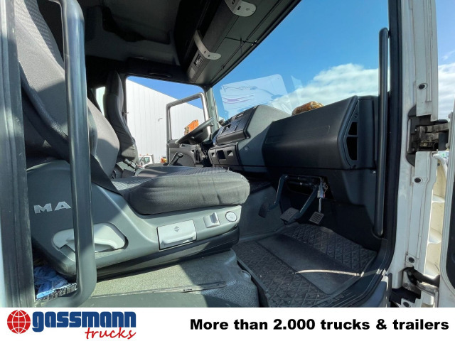 MAN TGM 18.330 4X2 LL, Fahrschulausstattung - Pengangkut kontainer/ Container truck: gambar 5 MAN TGM 18.330 4X2 LL, Fahrschulausstattung - Pengangkut kontainer/ Container truck: gambar 5