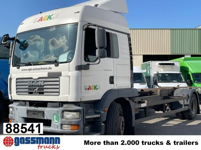 MAN TGM 18.330 4X2 LL, Fahrschulausstattung - Pengangkut kontainer/ Container truck: gambar 1 MAN TGM 18.330 4X2 LL, Fahrschulausstattung - Pengangkut kontainer/ Container truck: gambar 1