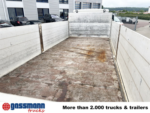 MAN TGM 26.340 6X2-4 LL, Lenk-/Liftachse, Heckkran - Truk flatbed, Truk derek: gambar 4 MAN TGM 26.340 6X2-4 LL, Lenk-/Liftachse, Heckkran - Truk flatbed, Truk derek: gambar 4