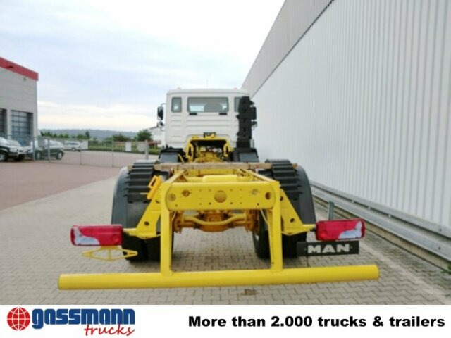 MAN TGS 18.400 4x4 BBS - Truk sasis, Truk derek: gambar 5 MAN TGS 18.400 4x4 BBS - Truk sasis, Truk derek: gambar 5