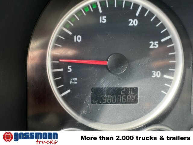 MAN TGS 26.360 6X2-4 BL, Lift-/Lenkachse, - Truk box: gambar 5 MAN TGS 26.360 6X2-4 BL, Lift-/Lenkachse, - Truk box: gambar 5