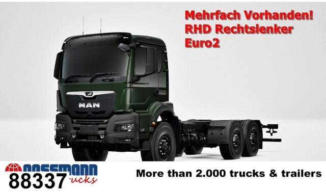 MAN TGS 33.440 6x6 BB CH RHD, Euro2, Rechtslenker, - Truk sasis: gambar 1 MAN TGS 33.440 6x6 BB CH RHD, Euro2, Rechtslenker, - Truk sasis: gambar 1