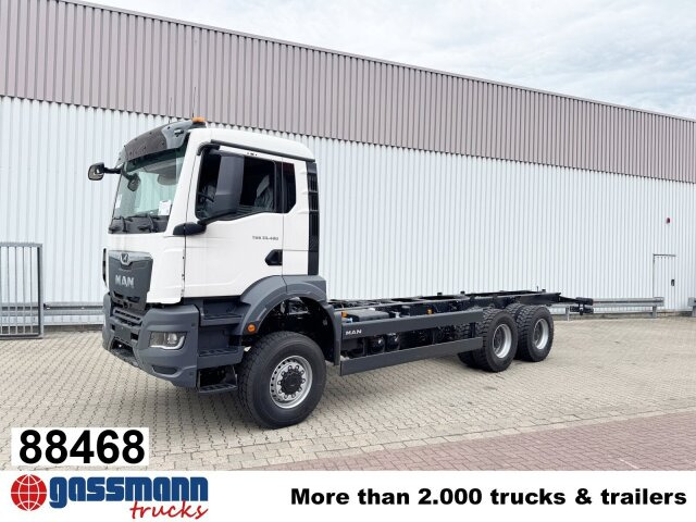 MAN TGS 33.480 6x6 BB CH, Hohe Bauart, Nebenantrieb - Truk sasis: gambar 1 MAN TGS 33.480 6x6 BB CH, Hohe Bauart, Nebenantrieb - Truk sasis: gambar 1
