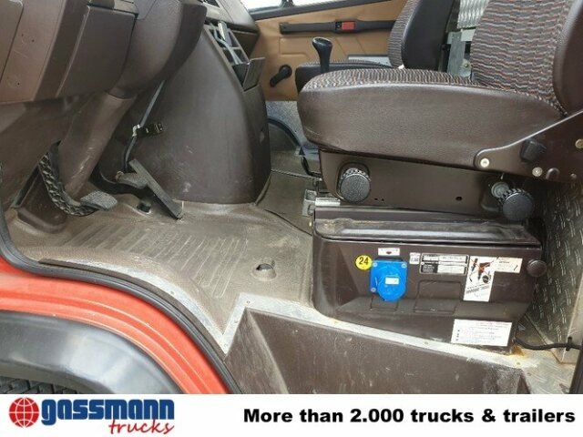 Mercedes-Benz 814 D TLF 8/6 4x2, DOKA, Feuerwehr - Truk pemadam kebakaran: gambar 2 Mercedes-Benz 814 D TLF 8/6 4x2, DOKA, Feuerwehr - Truk pemadam kebakaran: gambar 2