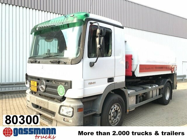 Mercedes-Benz Actros 1841 L 4x2, Esterer Tankaufbau ca. - Truk tangki: gambar 1 Mercedes-Benz Actros 1841 L 4x2, Esterer Tankaufbau ca. - Truk tangki: gambar 1
