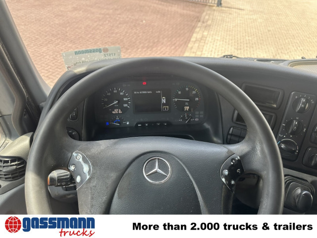 Mercedes-Benz Actros 3348 AK 6x6 - Truk sasis: gambar 3 Mercedes-Benz Actros 3348 AK 6x6 - Truk sasis: gambar 3