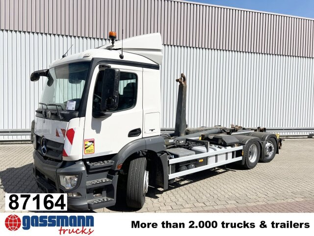 Mercedes-Benz Antos 2543 L 6x2, Lenk-/Liftachse - Hook lift: gambar 1 Mercedes-Benz Antos 2543 L 6x2, Lenk-/Liftachse - Hook lift: gambar 1