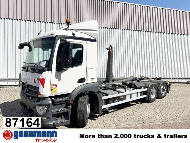 Mercedes-Benz Antos 2543 L 6x2, Lenk-/Liftachse - Hook lift: gambar 1 Mercedes-Benz Antos 2543 L 6x2, Lenk-/Liftachse - Hook lift: gambar 1