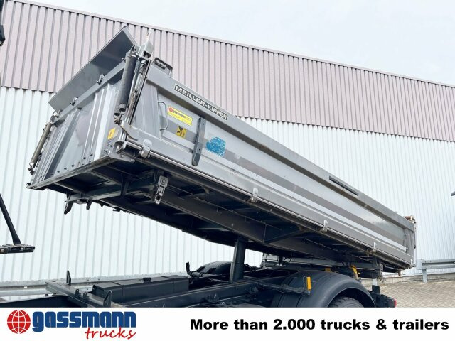 Truk jungkit Mercedes-Benz Arocs 1840 K 4x2: gambar 15 Truk jungkit Mercedes-Benz Arocs 1840 K 4x2: gambar 15