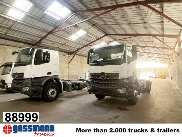 Mercedes-Benz Arocs 1840 K 4x2, MultimediaCockpit, 2x - Truk sasis: gambar 1 Mercedes-Benz Arocs 1840 K 4x2, MultimediaCockpit, 2x - Truk sasis: gambar 1