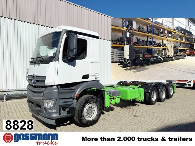 Mercedes-Benz Arocs 3242/48 LK 8x4/4, Lenk-/Liftachse - Hook lift: gambar 1 Mercedes-Benz Arocs 3242/48 LK 8x4/4, Lenk-/Liftachse - Hook lift: gambar 1