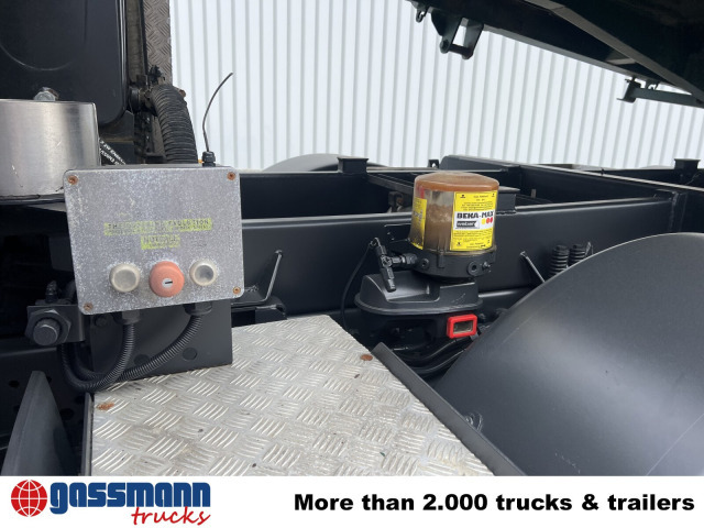 Mercedes-Benz Arocs 3243 K 8x4, Ressenig Thermo Alukipper 3-S - Truk jungkit: gambar 2 Mercedes-Benz Arocs 3243 K 8x4, Ressenig Thermo Alukipper 3-S - Truk jungkit: gambar 2