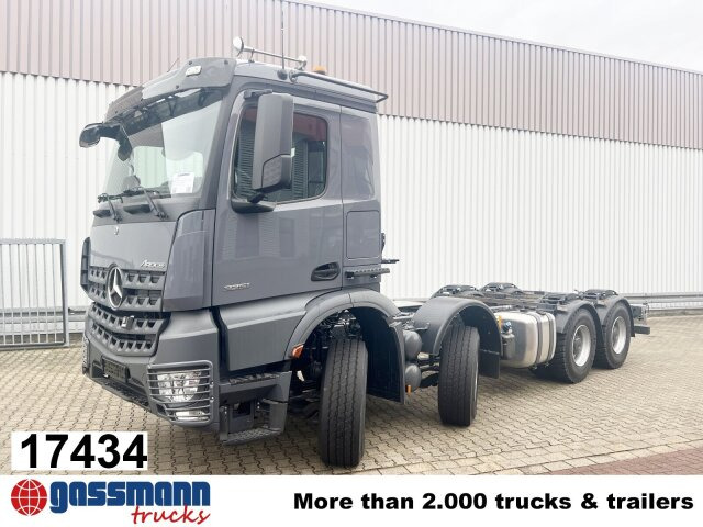 Mercedes-Benz Arocs 3251 L 8x4/4, mit Motorabtrieb C plus NA - Truk sasis: gambar 1 Mercedes-Benz Arocs 3251 L 8x4/4, mit Motorabtrieb C plus NA - Truk sasis: gambar 1
