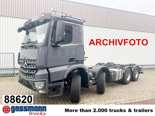 Mercedes-Benz Arocs 3253 L 8x4/4, MultimediaCockpit, Navi, - Truk sasis: gambar 1 Mercedes-Benz Arocs 3253 L 8x4/4, MultimediaCockpit, Navi, - Truk sasis: gambar 1