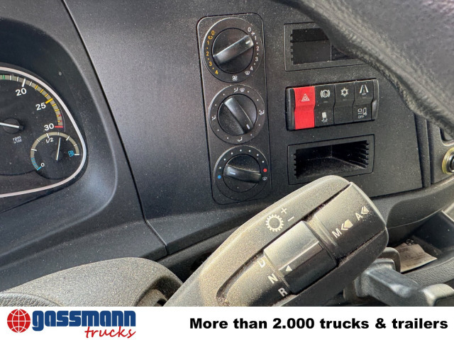 Mercedes-Benz Atego 1221 L 4x2 mit LBW BÄR - Truk flatbed: gambar 2 Mercedes-Benz Atego 1221 L 4x2 mit LBW BÄR - Truk flatbed: gambar 2