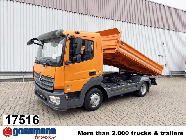 Mercedes-Benz Atego 823 K 4x2, 2x AHK - Truk jungkit: gambar 1 Mercedes-Benz Atego 823 K 4x2, 2x AHK - Truk jungkit: gambar 1