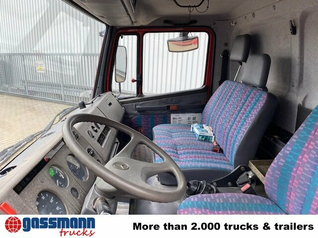 Mercedes-Benz LK 814 F 4x2, Ziegler RW1, 6-Zylinder Motor - Truk box: gambar 5 Mercedes-Benz LK 814 F 4x2, Ziegler RW1, 6-Zylinder Motor - Truk box: gambar 5