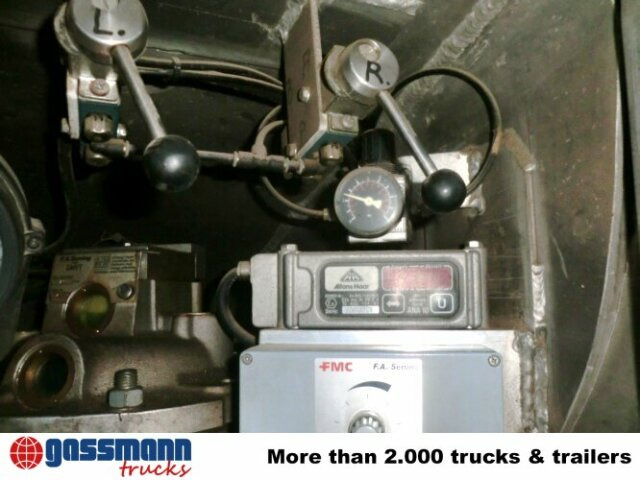 Mercedes-Benz SK 1824 L 4x2, Esterer Tankaufbau ca. 13.100l, 2 - Truk tangki: gambar 5 Mercedes-Benz SK 1824 L 4x2, Esterer Tankaufbau ca. 13.100l, 2 - Truk tangki: gambar 5