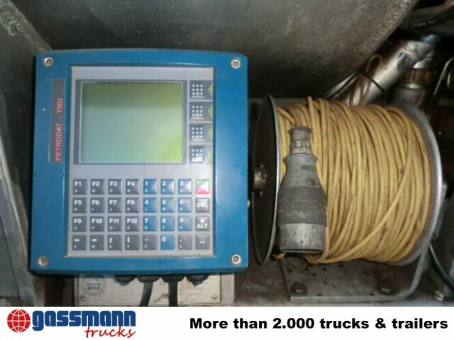 Mercedes-Benz SK 1824 L 4x2, Esterer Tankaufbau ca. 13.100l, 2 - Truk tangki: gambar 4 Mercedes-Benz SK 1824 L 4x2, Esterer Tankaufbau ca. 13.100l, 2 - Truk tangki: gambar 4