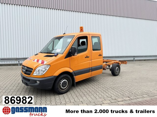 Mercedes-Benz Sprinter 313 CDI 4x2 Doka, EEV - Truk sasis: gambar 1 Mercedes-Benz Sprinter 313 CDI 4x2 Doka, EEV - Truk sasis: gambar 1