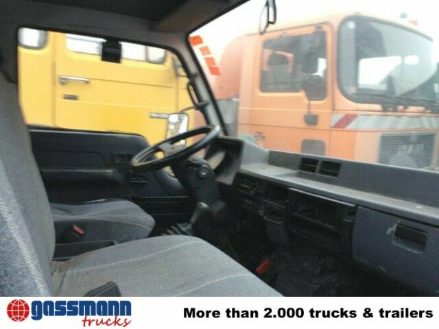 Truk skip loader Mitsubishi Canter 4x2, ERSATZTEILTRÄGER: gambar 9