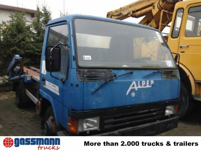 Truk skip loader Mitsubishi Canter 4x2, ERSATZTEILTRÄGER: gambar 7