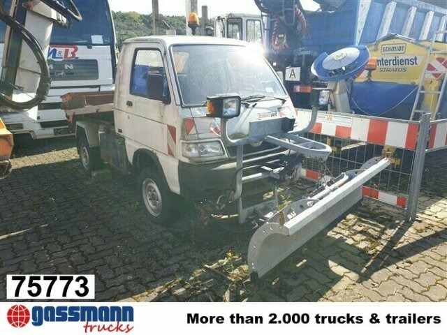 PFAU S 85 4x4 - Van jungkit: gambar 1 PFAU S 85 4x4 - Van jungkit: gambar 1