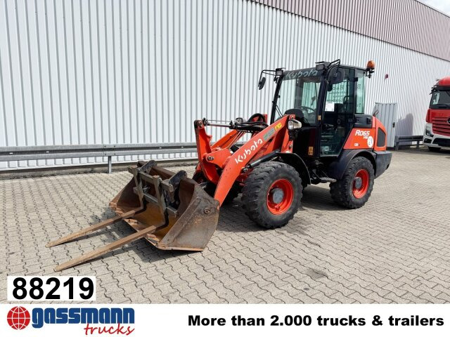 Kubota R065 4x4, Palettengabel, ca. 1.733 Betr.-Std. - Peralatan konstruksi: gambar 1 Kubota R065 4x4, Palettengabel, ca. 1.733 Betr.-Std. - Peralatan konstruksi: gambar 1