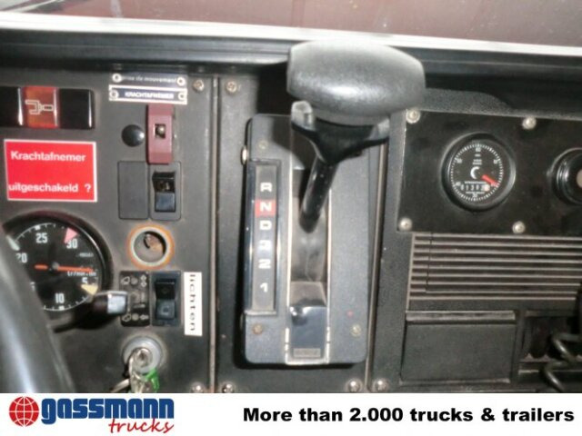 Renault G F231 4x2 - Truk pemadam kebakaran: gambar 2 Renault G F231 4x2 - Truk pemadam kebakaran: gambar 2