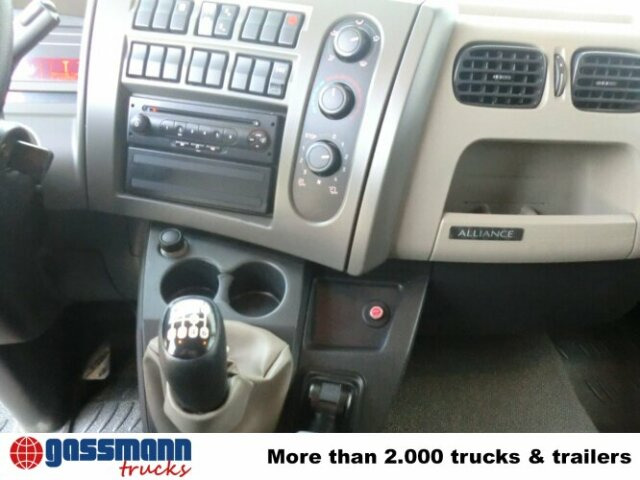 Renault Midlum 220 DXi 4x2 - Truk minuman: gambar 3 Renault Midlum 220 DXi 4x2 - Truk minuman: gambar 3