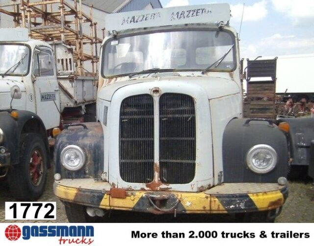 Saurer V5 4x2 - Truk sasis: gambar 1 Saurer V5 4x2 - Truk sasis: gambar 1
