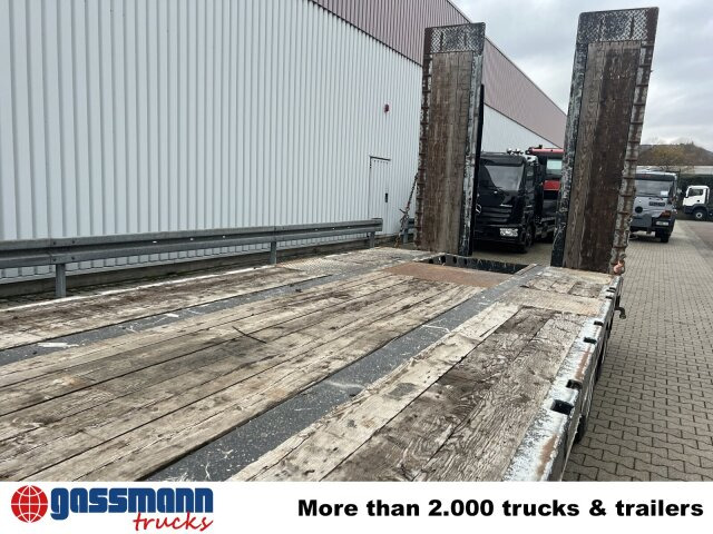 Schwarzmüller T4 G-Serie, Schwenkzugöse, Verbr. auf 3m, - Trailer low bed: gambar 2 Schwarzmüller T4 G-Serie, Schwenkzugöse, Verbr. auf 3m, - Trailer low bed: gambar 2