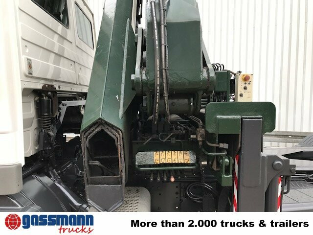 Mercedes-Benz Actros 1836 LS 4x2 mit Kran MKG HLK 330HP - Tractor head: gambar 3 Mercedes-Benz Actros 1836 LS 4x2 mit Kran MKG HLK 330HP - Tractor head: gambar 3