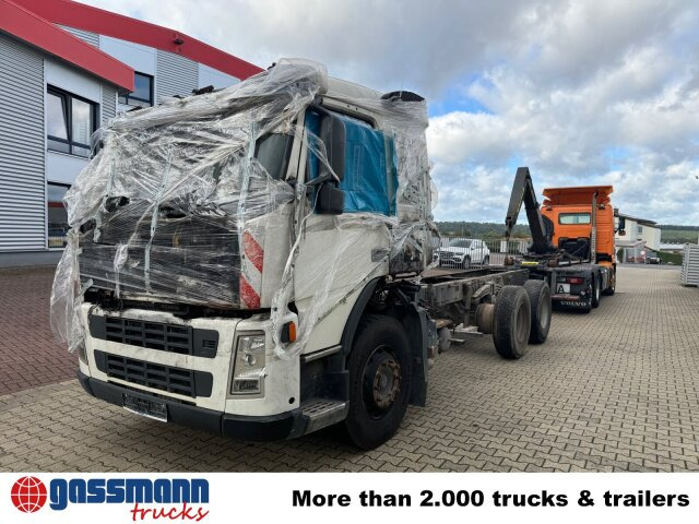 Volvo FM 380 6x4 R mit Brandschaden - Truk jungkit: gambar 5 Volvo FM 380 6x4 R mit Brandschaden - Truk jungkit: gambar 5