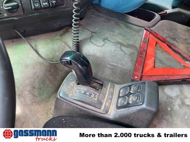 Volvo FM12-420 4x2 mit Heckkran Jonsered 1090, - Truk jungkit, Truk derek: gambar 5 Volvo FM12-420 4x2 mit Heckkran Jonsered 1090, - Truk jungkit, Truk derek: gambar 5