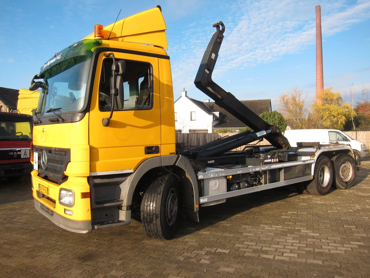 Mercedes-Benz Actros 2536 L 6X2*4 Hiab Multilift 470tkm - Hook lift: gambar 2 Mercedes-Benz Actros 2536 L 6X2*4 Hiab Multilift 470tkm - Hook lift: gambar 2