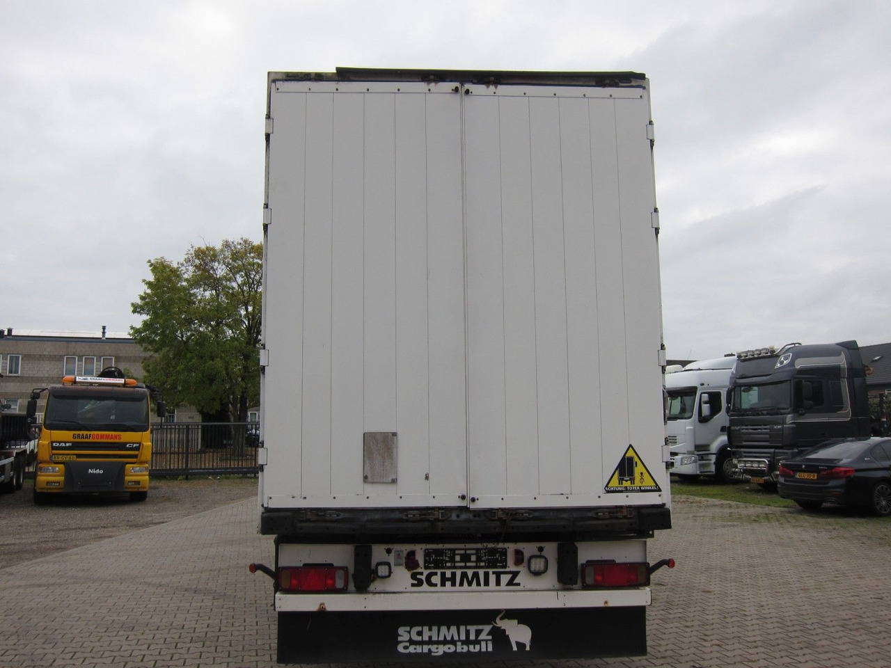 Schmitz Cargobull SKO 24 Iso-Koffer Doppelstock Lift Disc Top 2x - Semi-trailer kotak tertutup: gambar 5 Schmitz Cargobull SKO 24 Iso-Koffer Doppelstock Lift Disc Top 2x - Semi-trailer kotak tertutup: gambar 5