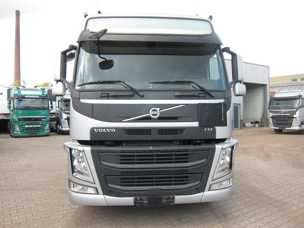 Volvo FM 410 Globe ADR PTO 600tkm Top! - Tractor head: gambar 2 Volvo FM 410 Globe ADR PTO 600tkm Top! - Tractor head: gambar 2