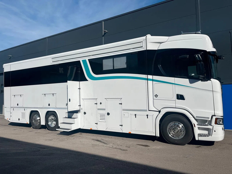 Scania S590 V8 6x2 Camper / Motorhome - New 2025 - Garage - Slide out - - Camper: gambar 3 Scania S590 V8 6x2 Camper / Motorhome - New 2025 - Garage - Slide out - - Camper: gambar 3