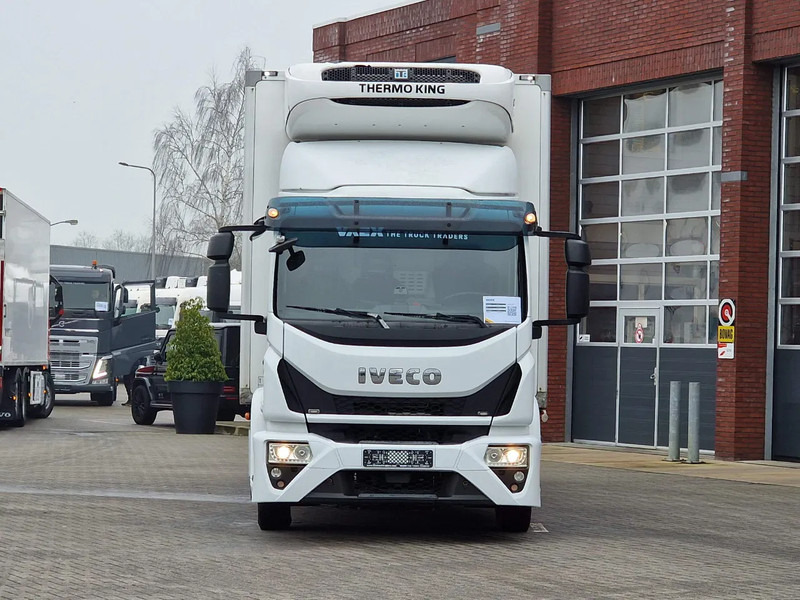 Iveco Eurocargo 120.250 4x2 - Thermoking T-800R Frigo - Loadlift - Euro 6 - Automatic - Truk isotermal: gambar 2 Iveco Eurocargo 120.250 4x2 - Thermoking T-800R Frigo - Loadlift - Euro 6 - Automatic - Truk isotermal: gambar 2